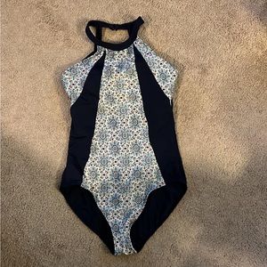 One piece swimsuit